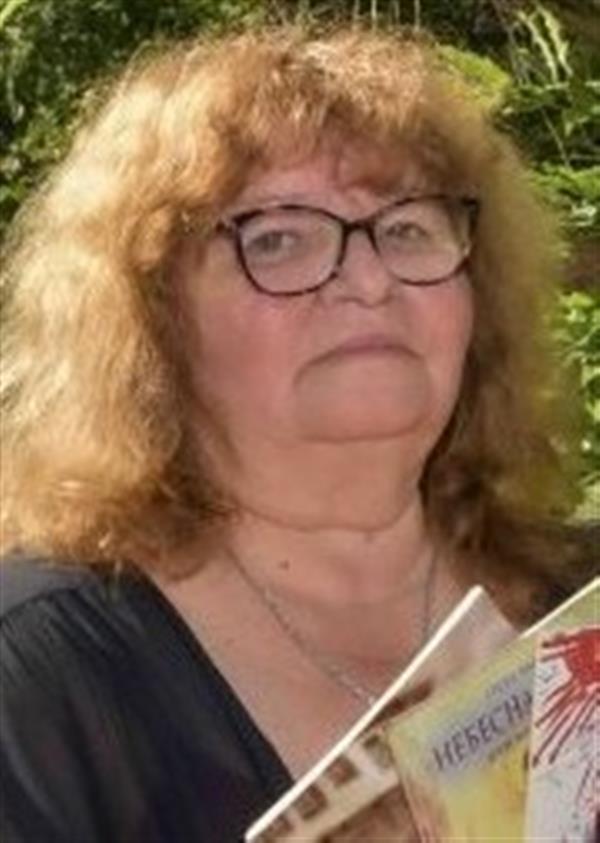 Портрет на Петя Лалева